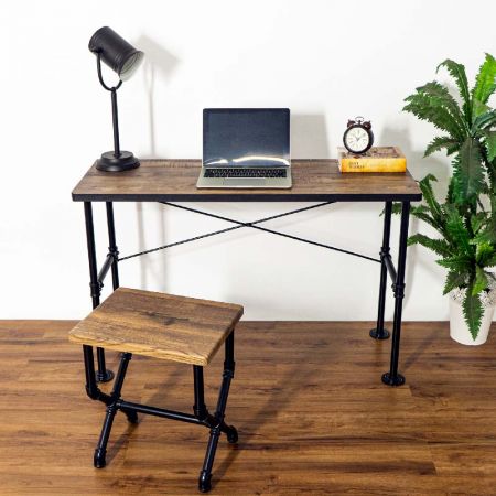 Industriální styl trubkového stolu s deskou a židlí - Industriální styl trubkového stolu s deskou a židlí